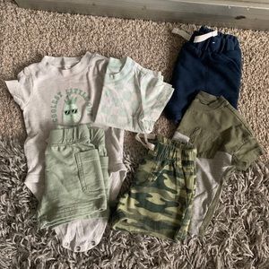 Set of 7 infant clothes